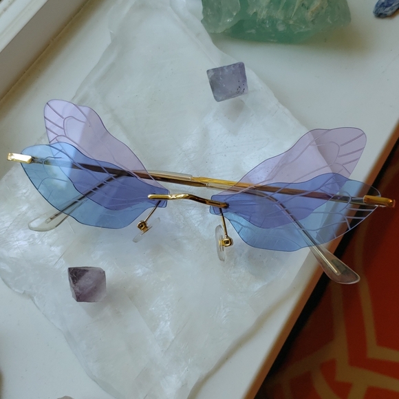COPY - Double Dragonfly wing sunglasses: blue/purple - Picture 15 of 16